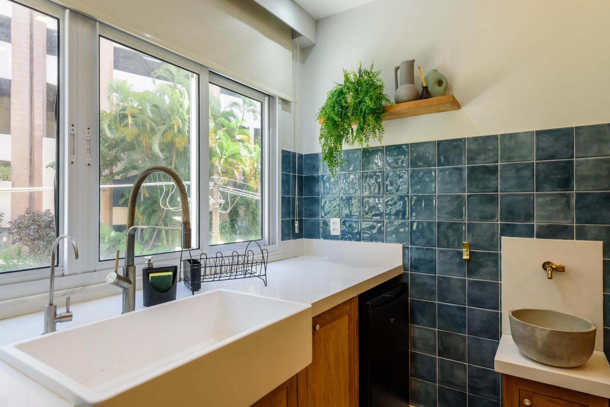 Apartamento Moderno No Alto-leblon *
